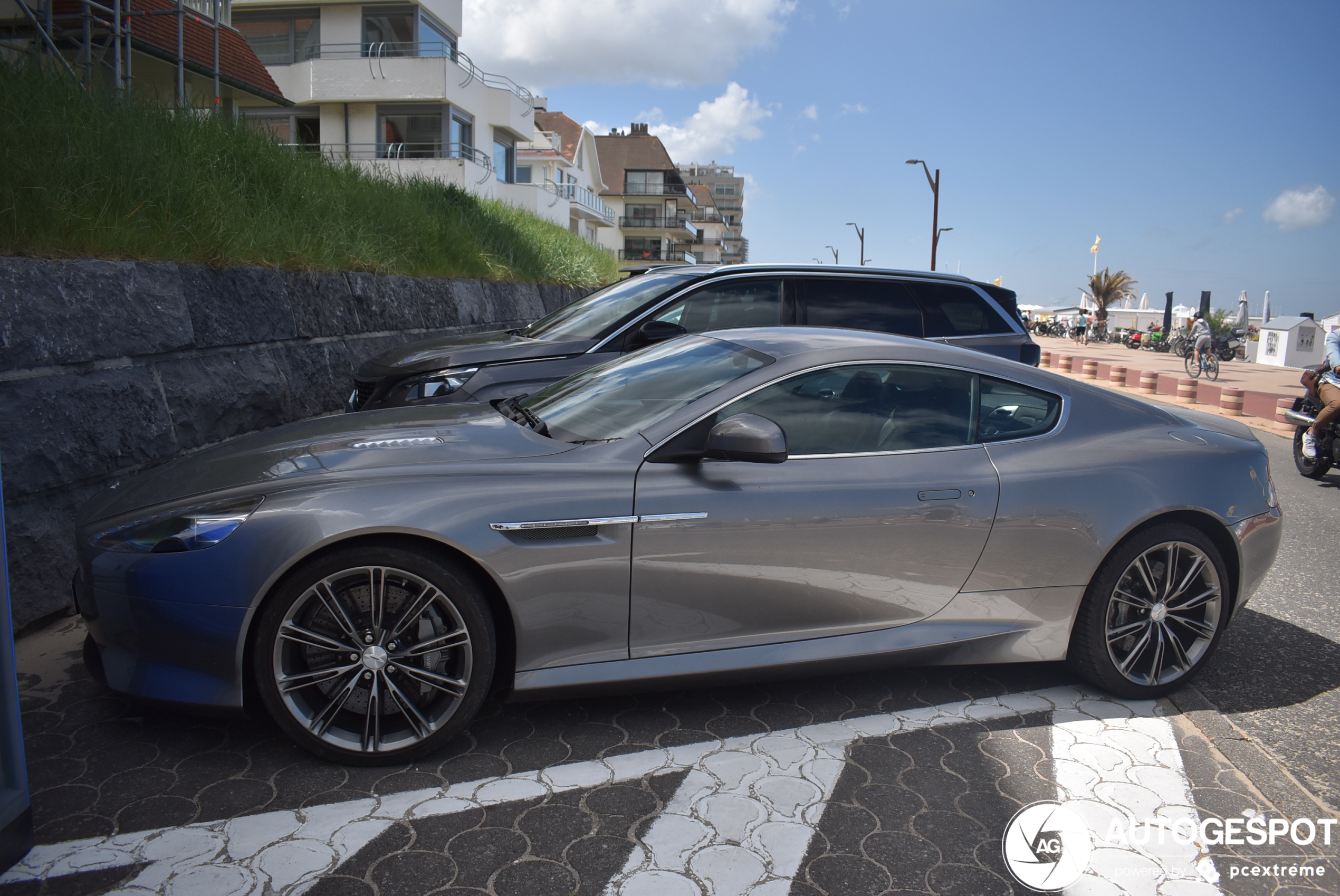 Aston Martin DB9 2013