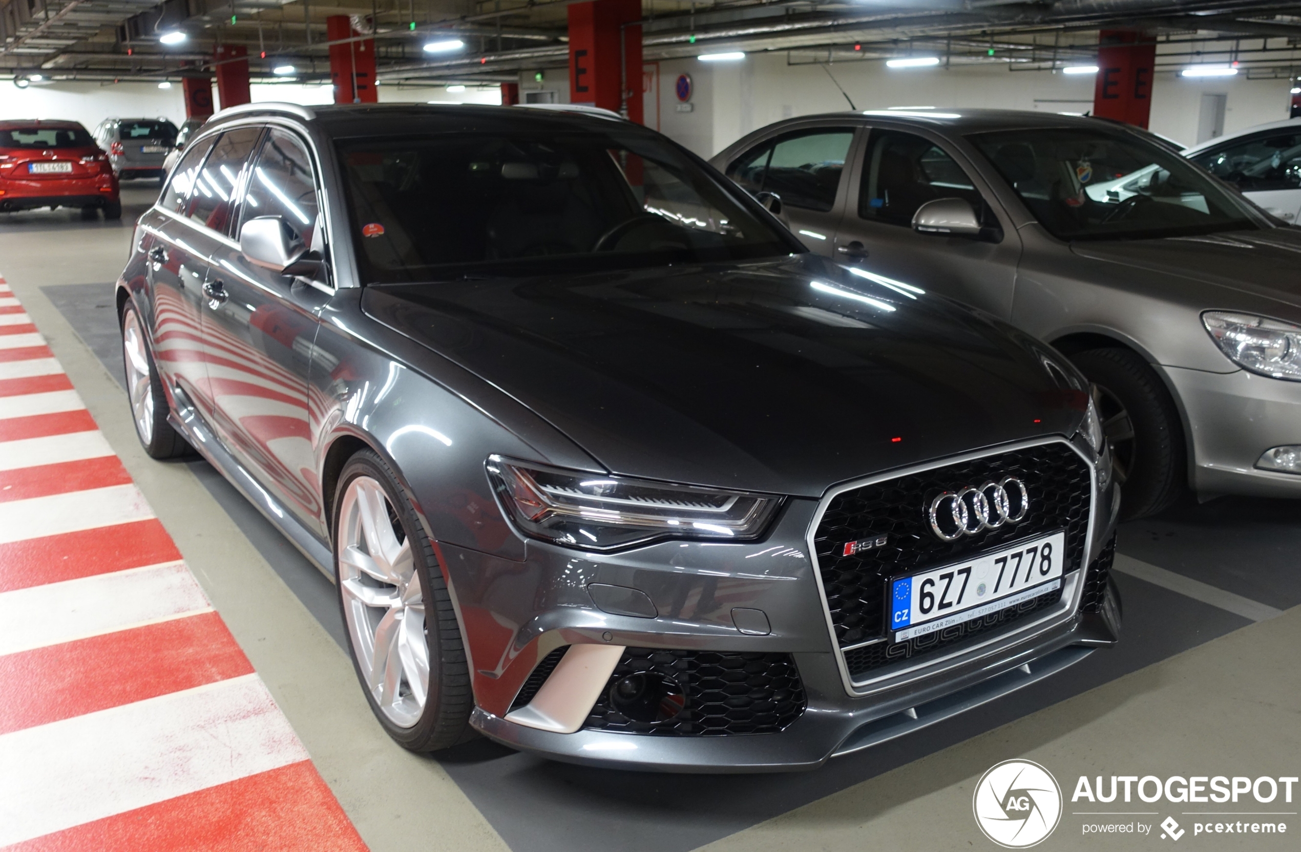 Audi RS6 Avant C7 2015