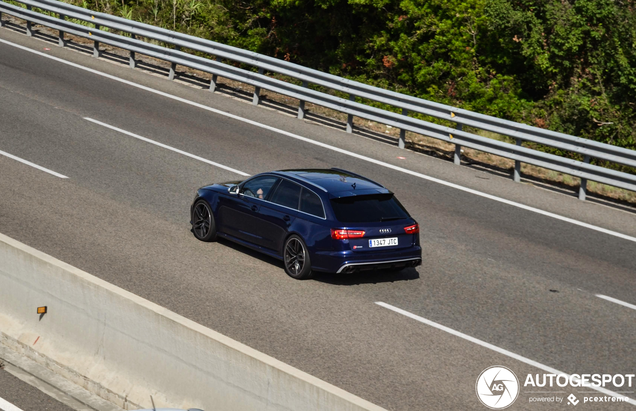 Audi RS6 Avant C7