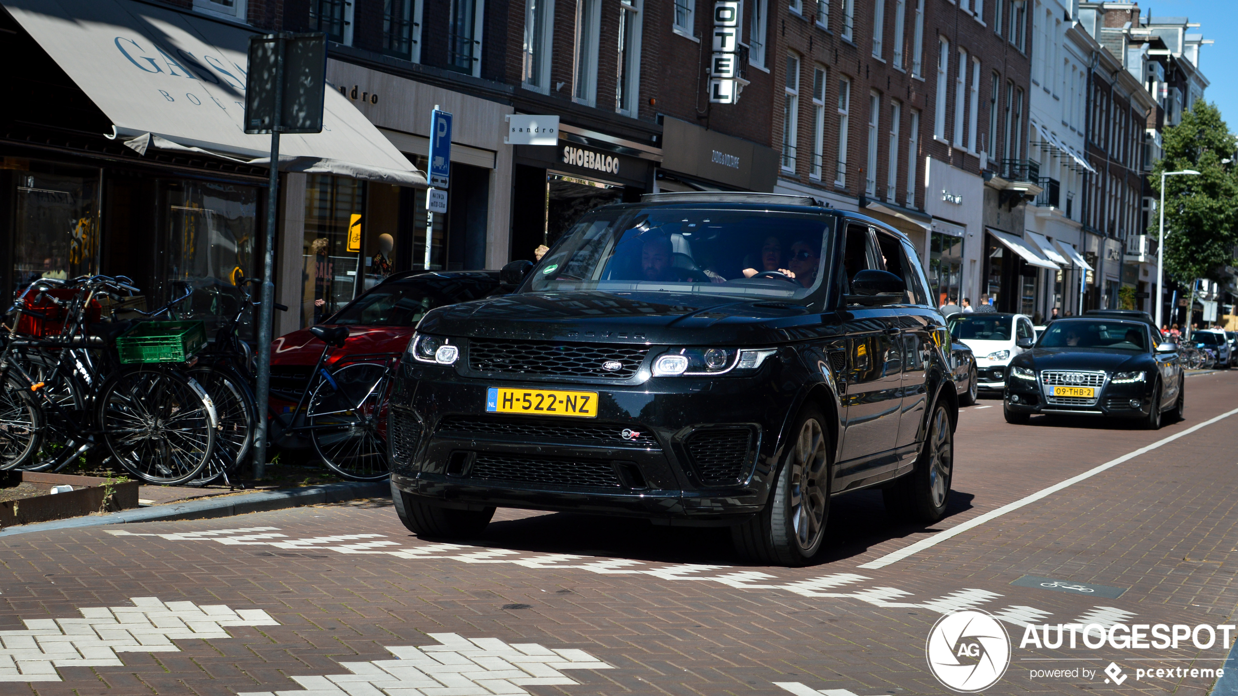 Land Rover Range Rover Sport SVR