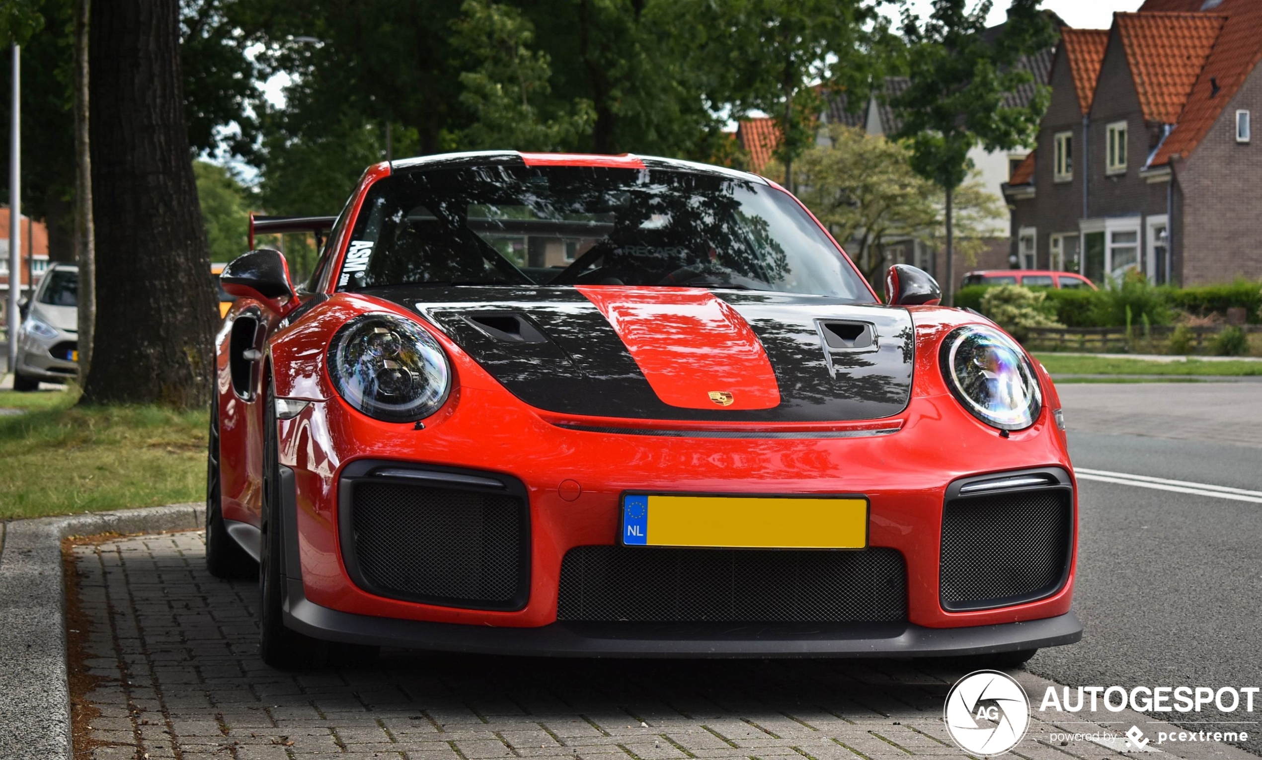 Porsche 991 GT2 RS Weissach Package