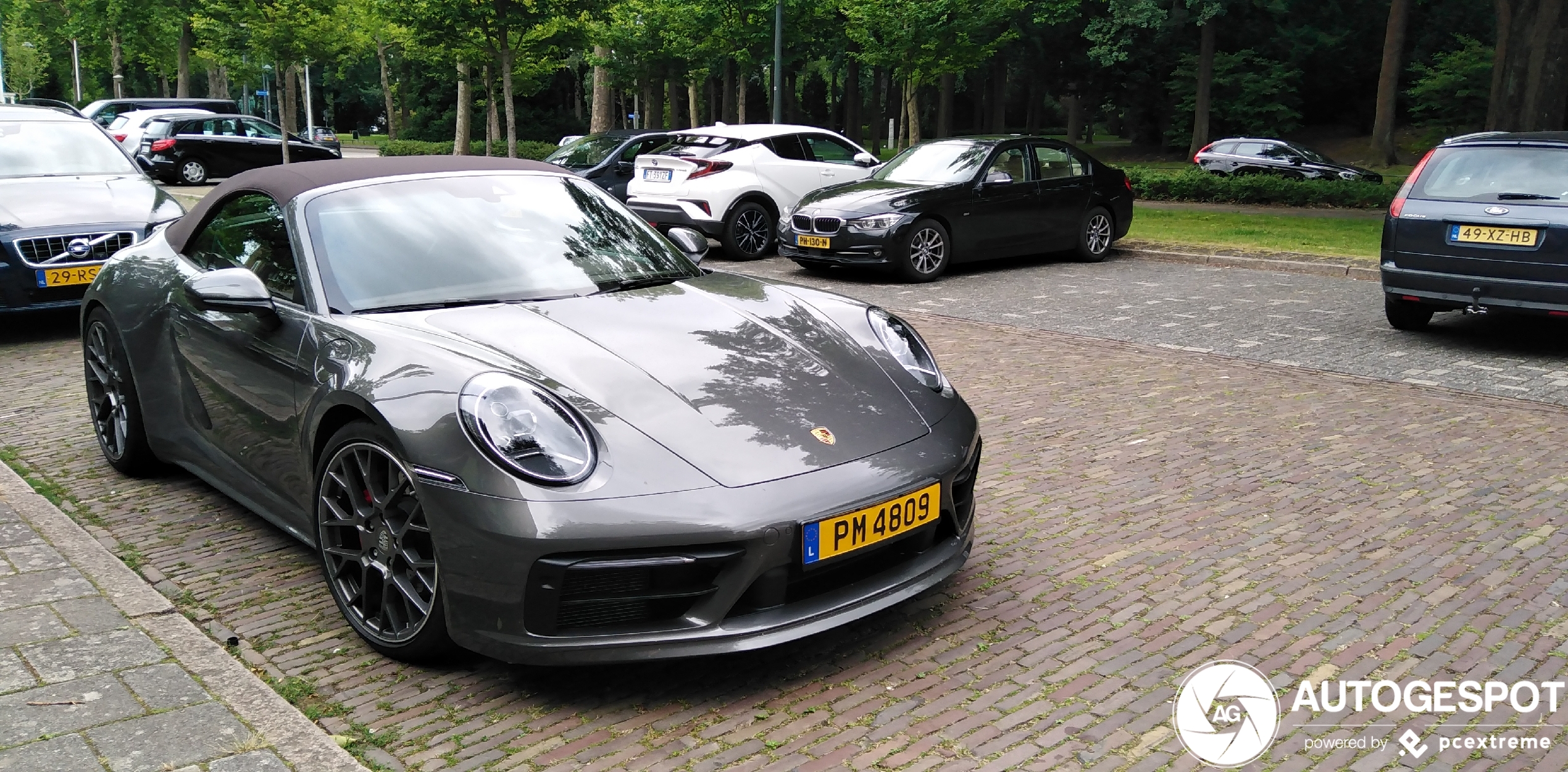 Porsche 992 Carrera 4S Cabriolet