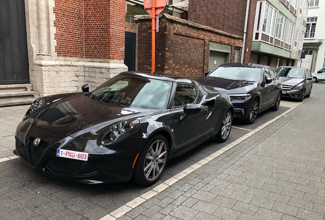 Alfa Romeo 4C Coupé