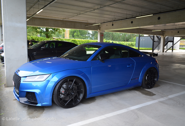 Audi TT-RS TTE700