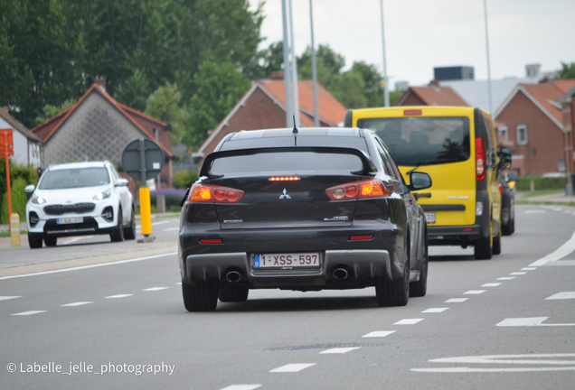 Mitsubishi Lancer Evolution X