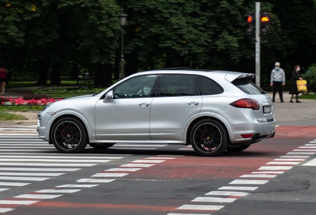 Porsche 958 Cayenne GTS