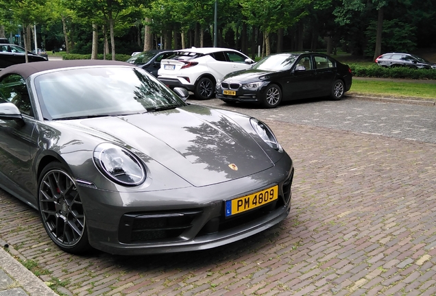 Porsche 992 Carrera 4S Cabriolet