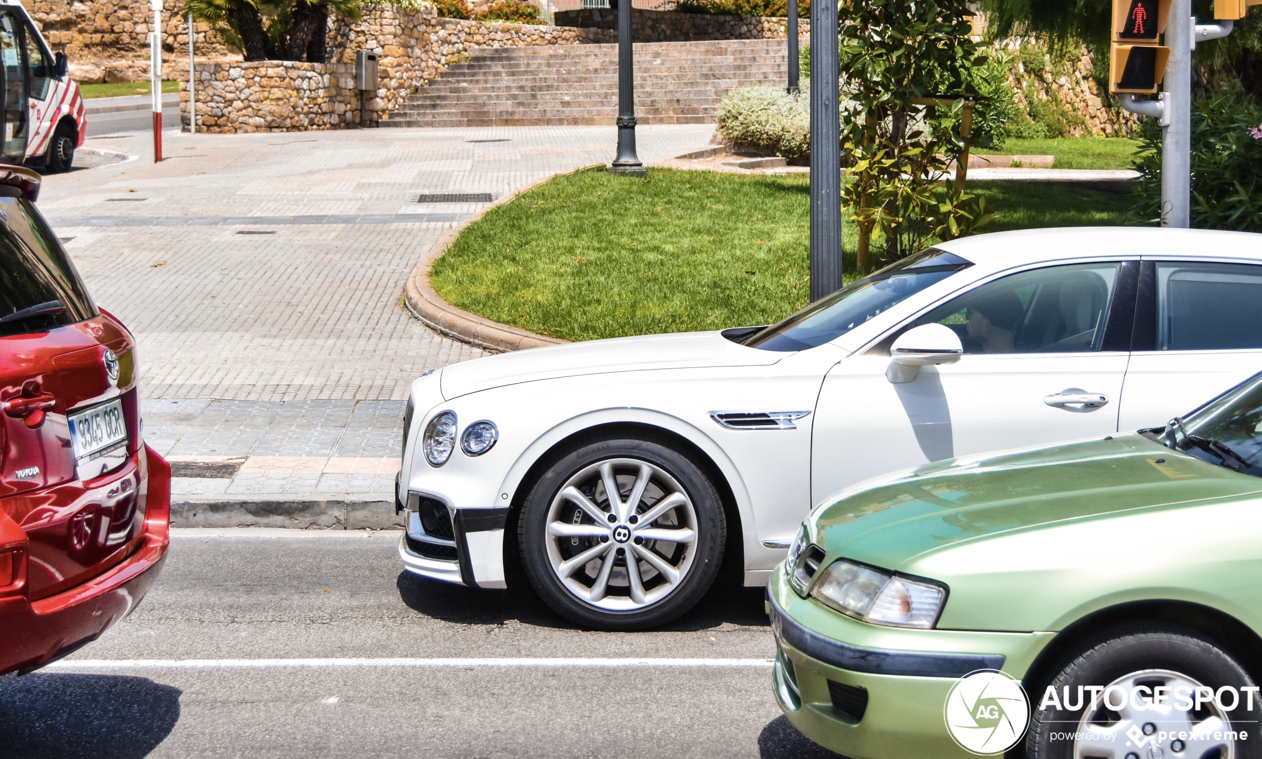 Bentley Flying Spur V8 2021