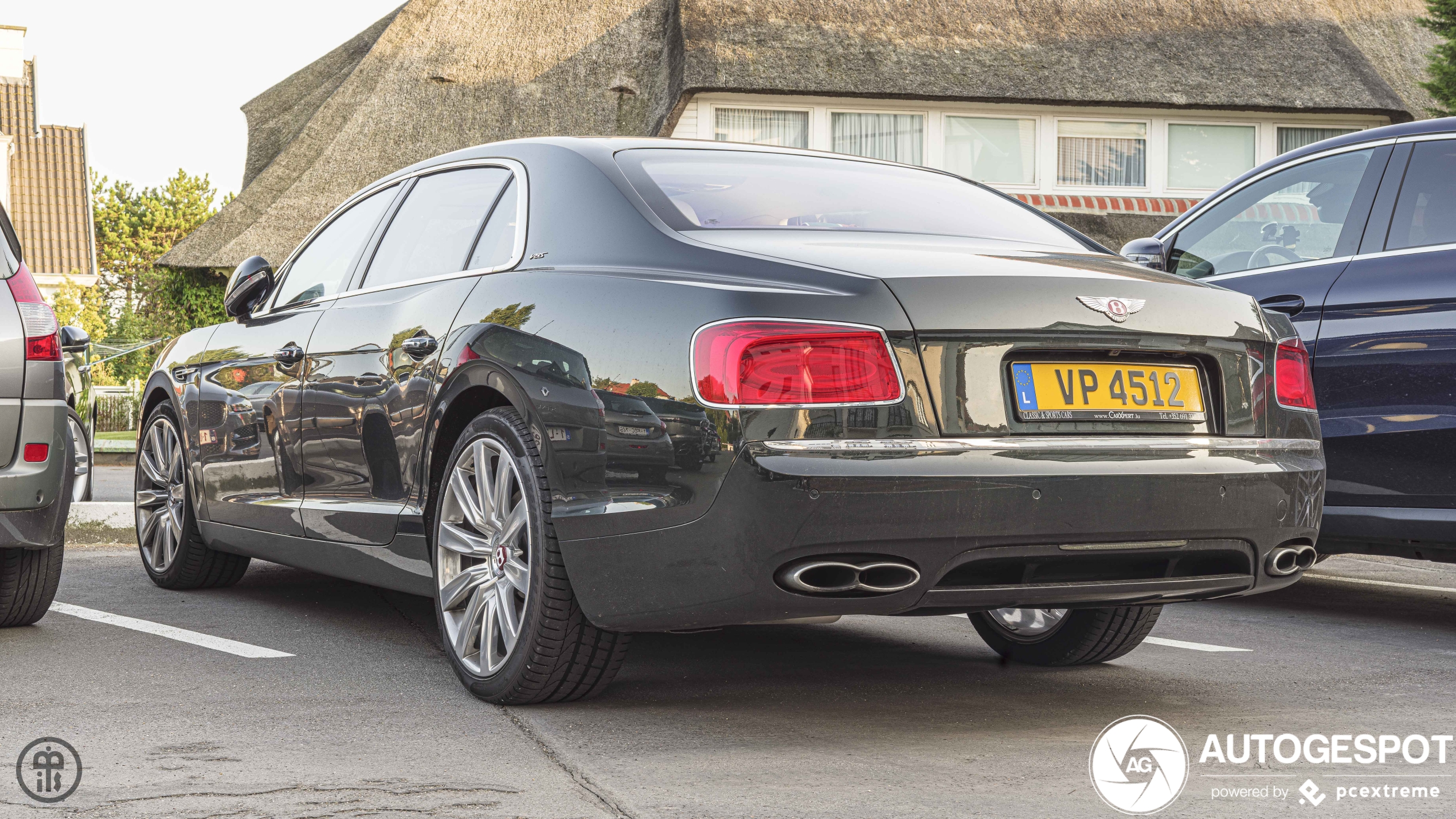 Bentley Flying Spur V8 S