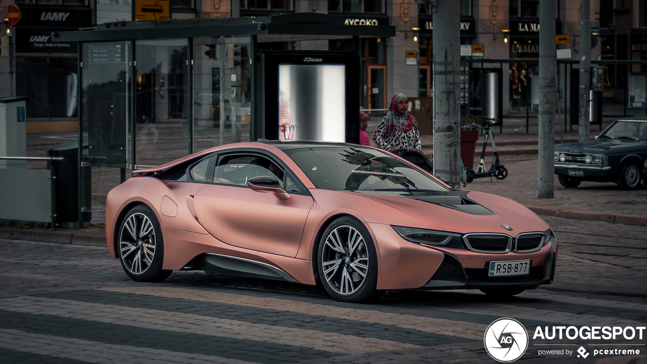 BMW i8