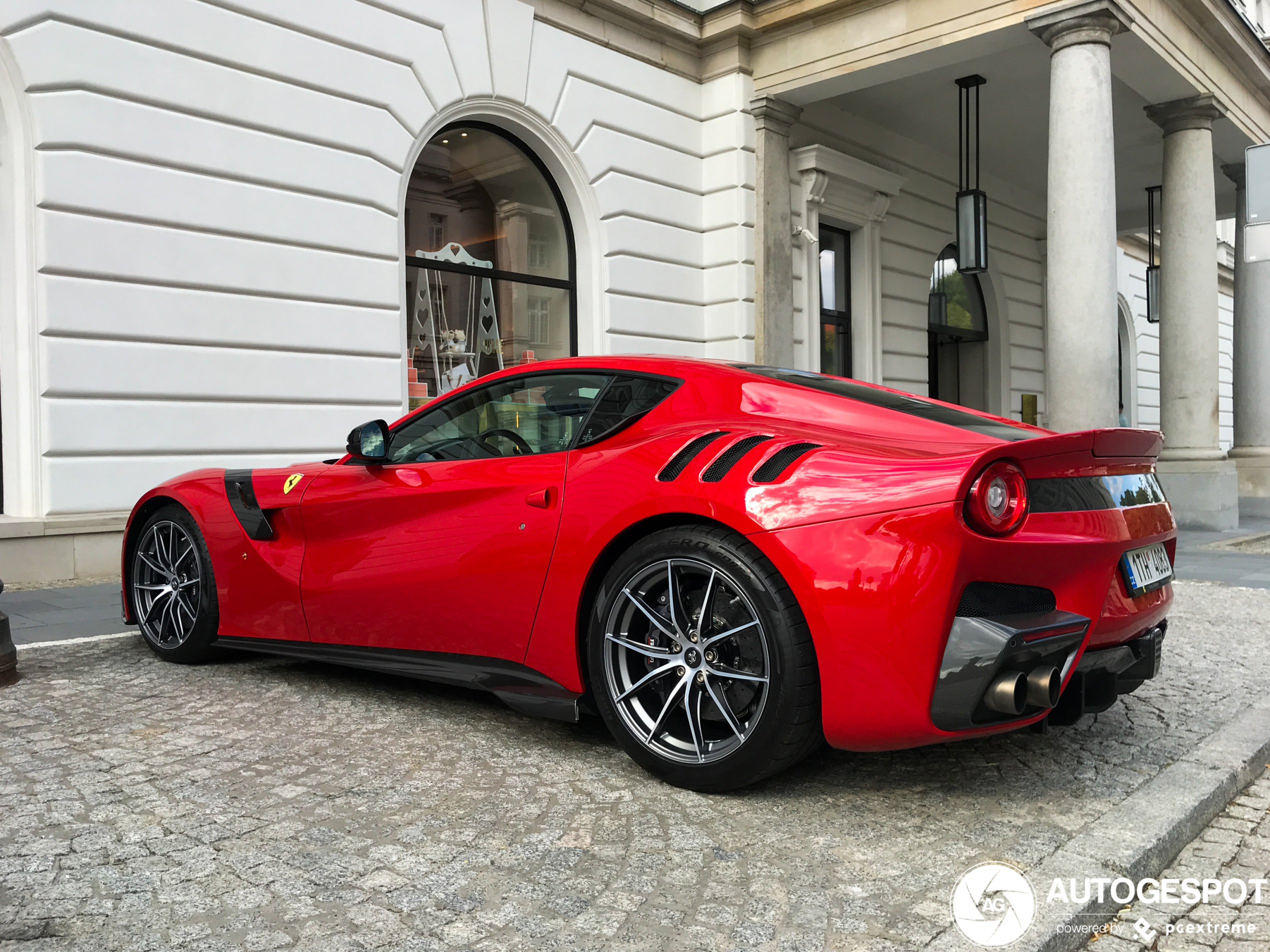 Ferrari F12tdf