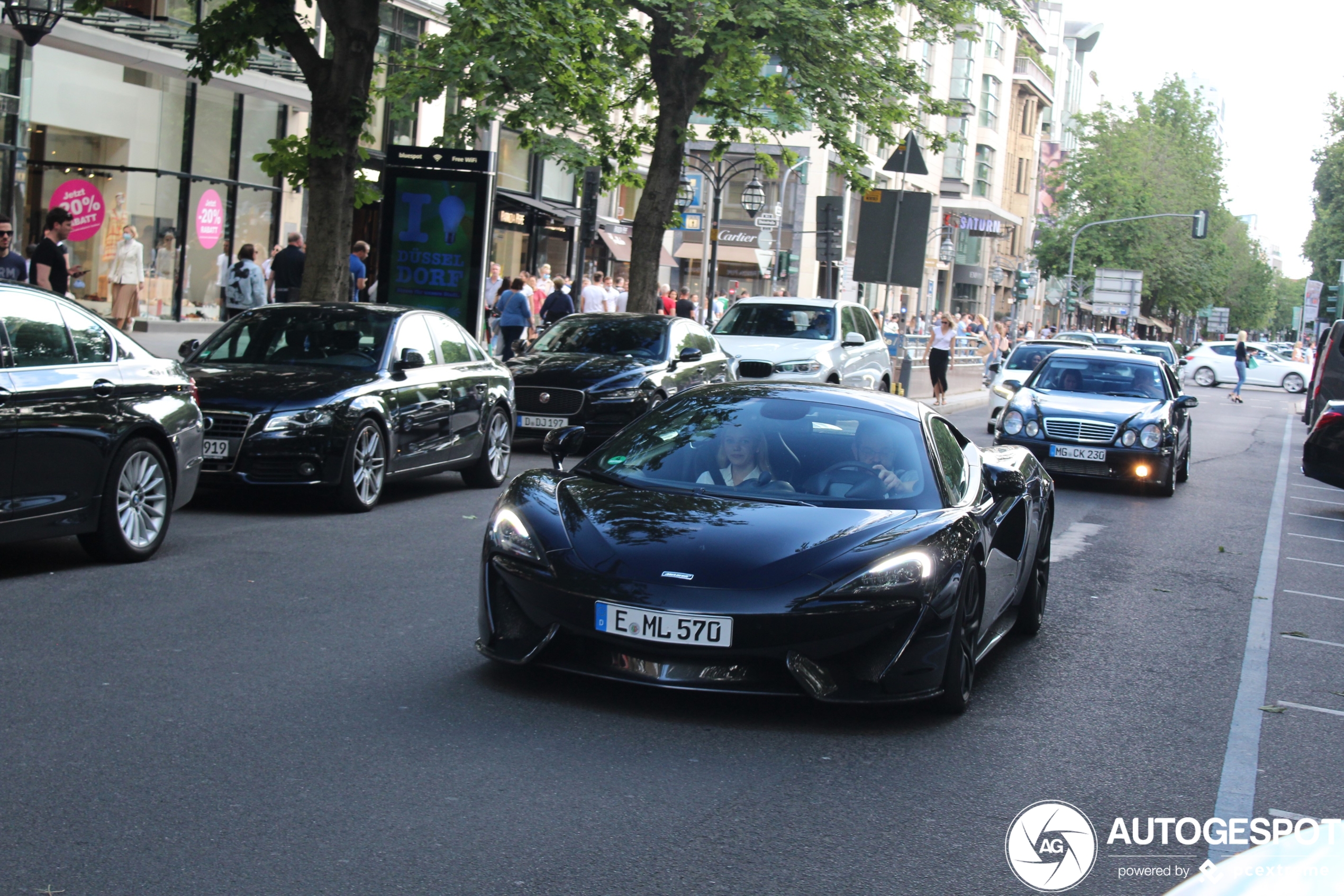 McLaren 570S