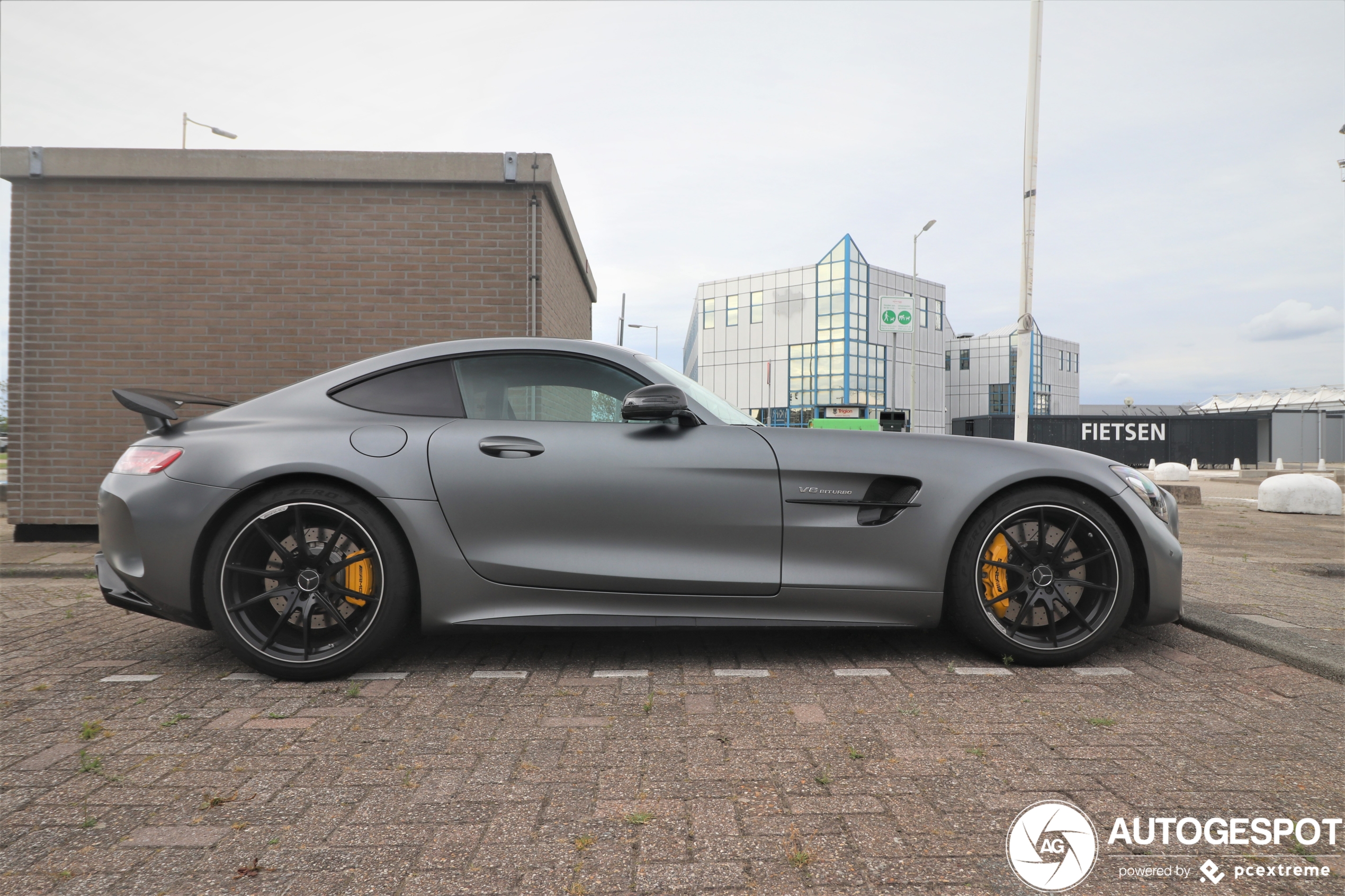 Mercedes-AMG GT R C190