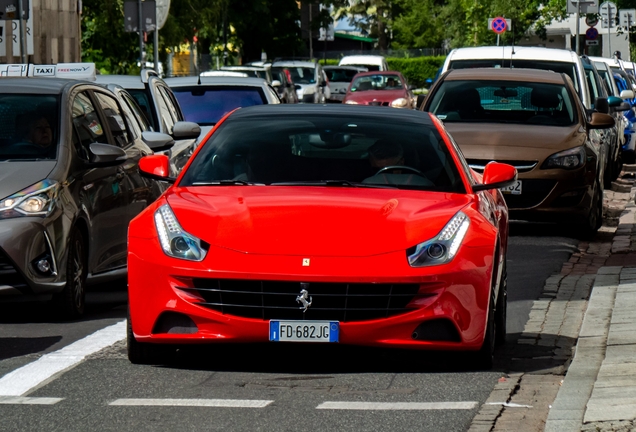 Ferrari FF