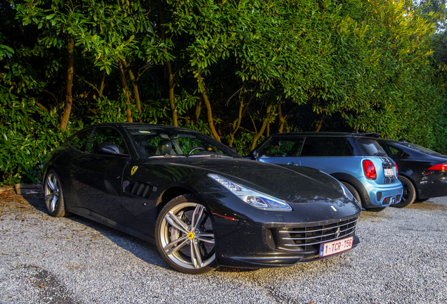 Ferrari GTC4Lusso