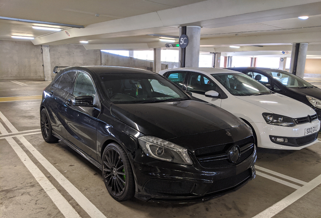 Mercedes-Benz A 45 AMG