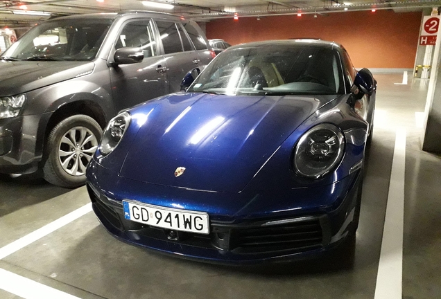 Porsche 992 Carrera 4S