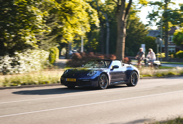 Porsche 992 Carrera 4S Cabriolet