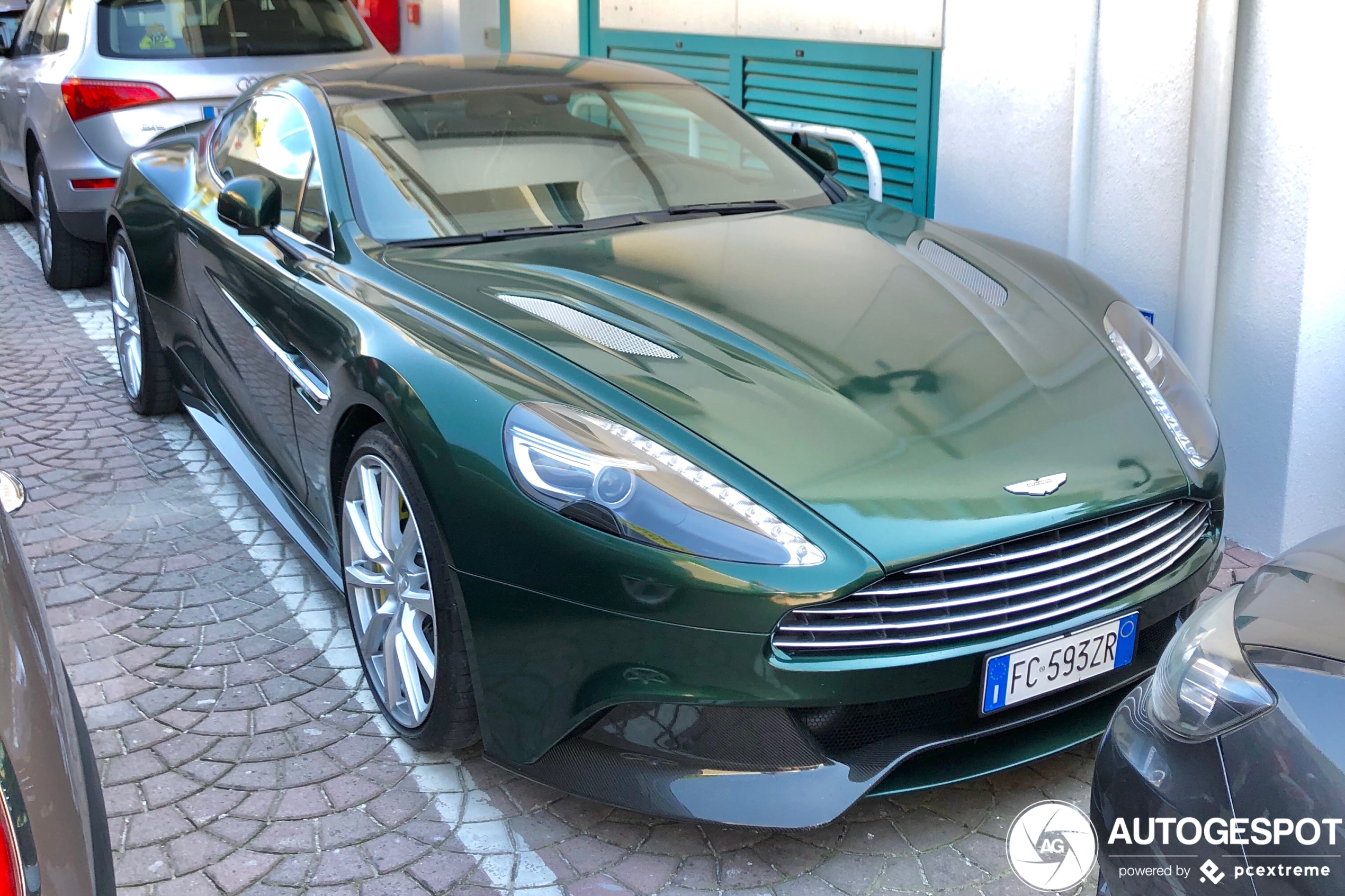 Aston Martin Vanquish 2013