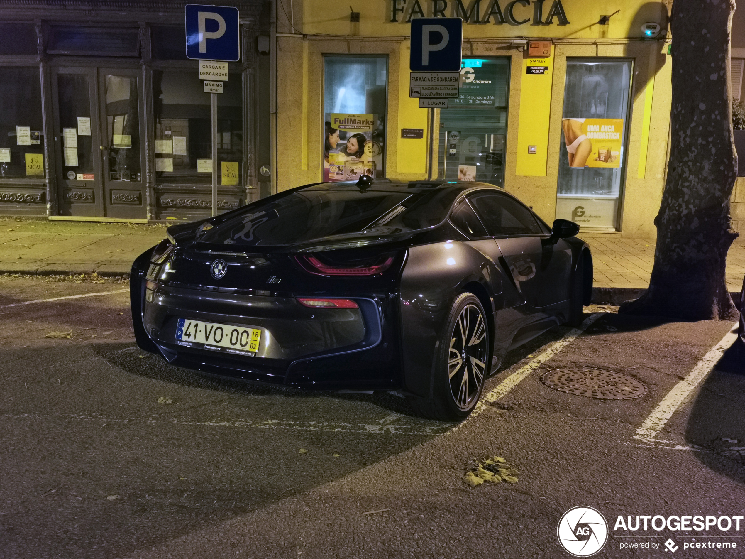 BMW i8