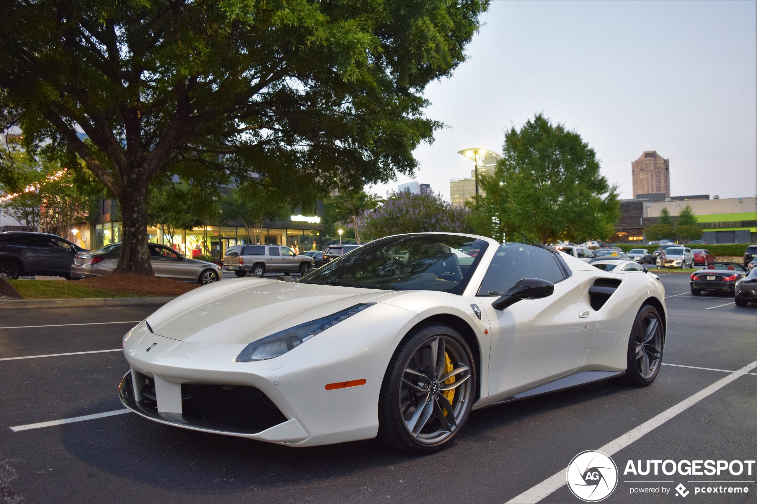 Ferrari 488 Spider