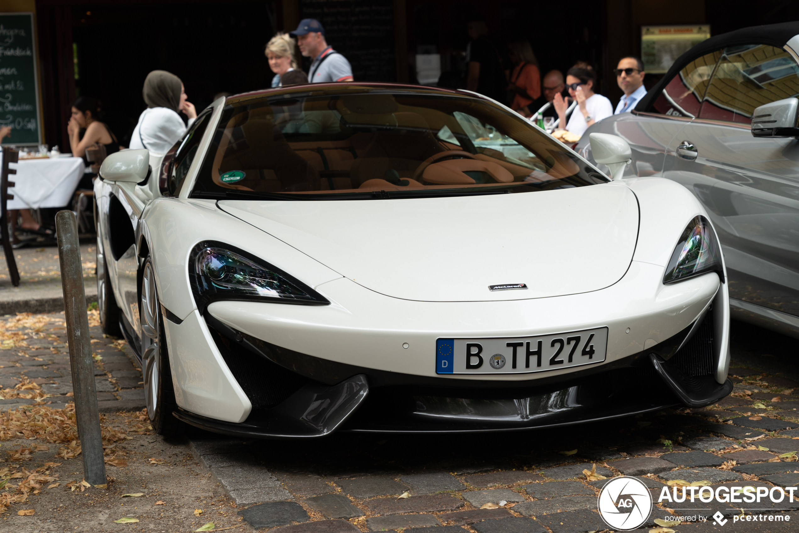 McLaren 570GT