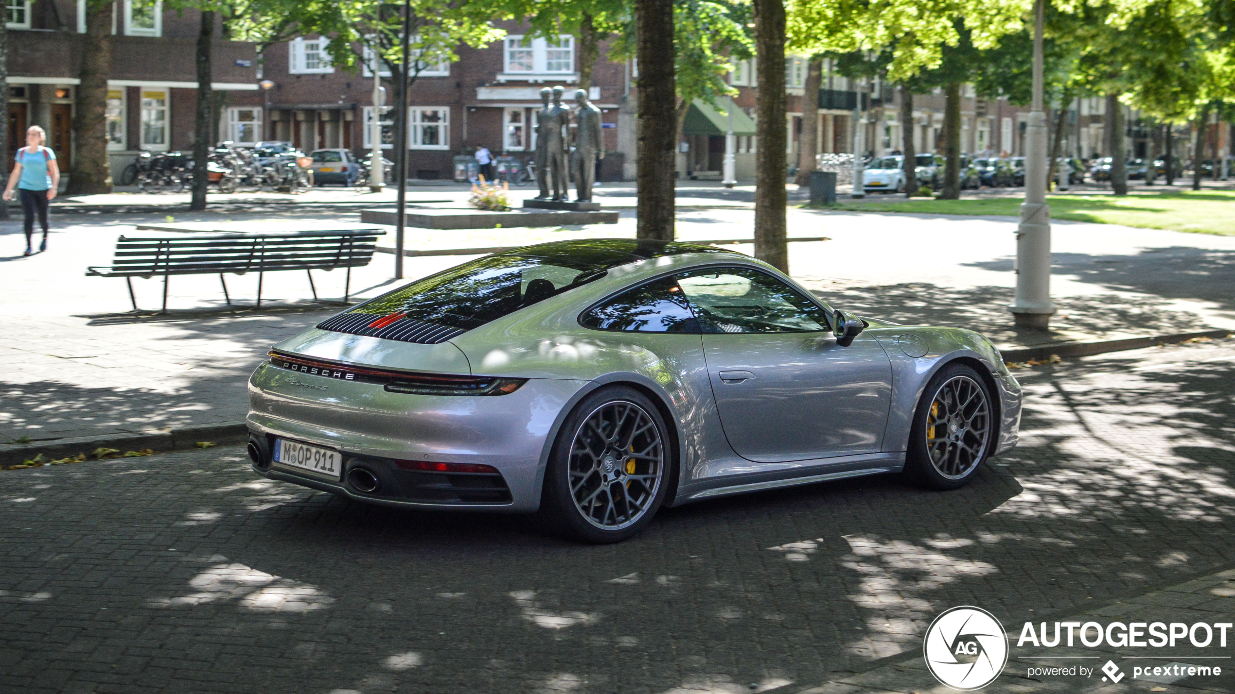 Porsche 992 Carrera 4S