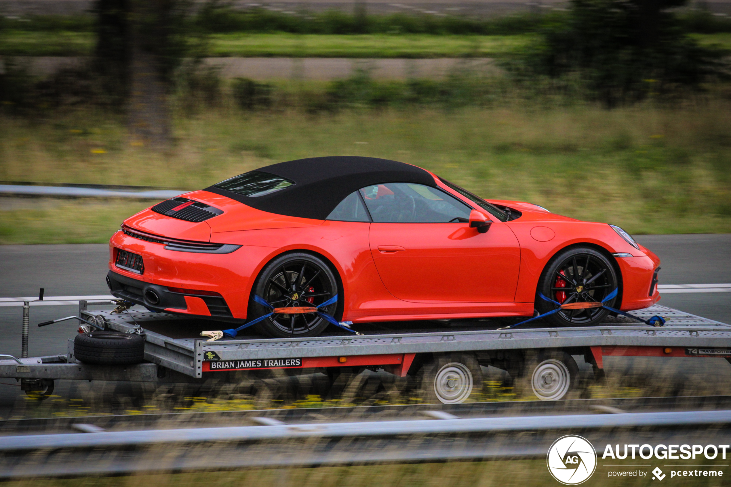 Porsche 992 Carrera S Cabriolet