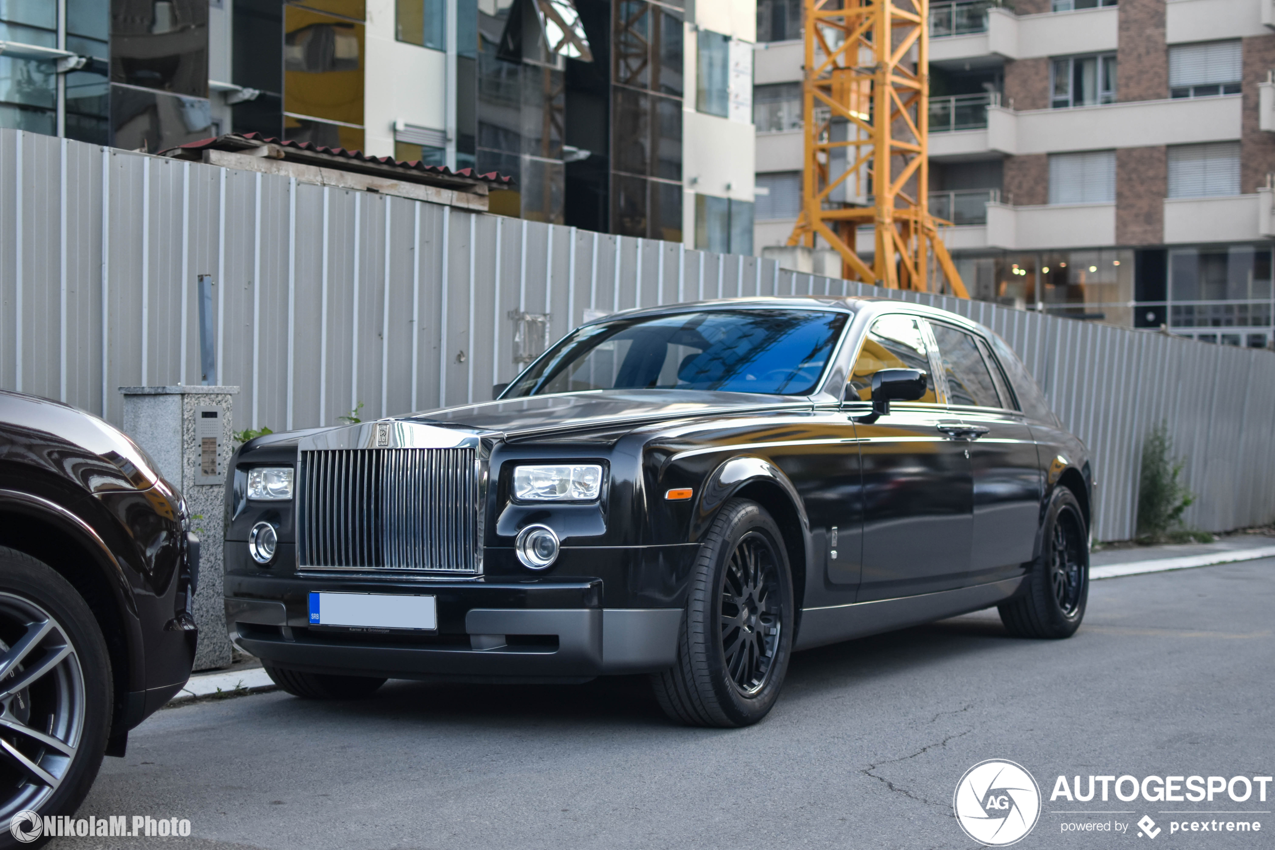 Rolls-Royce Phantom Black