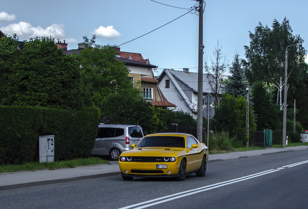 Dodge Challenger SRT-8 392 Yellow Jacket