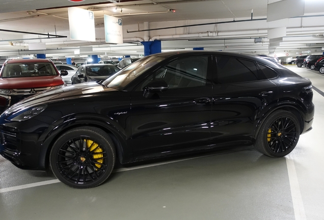 Porsche Cayenne Coupé Turbo S E-Hybrid