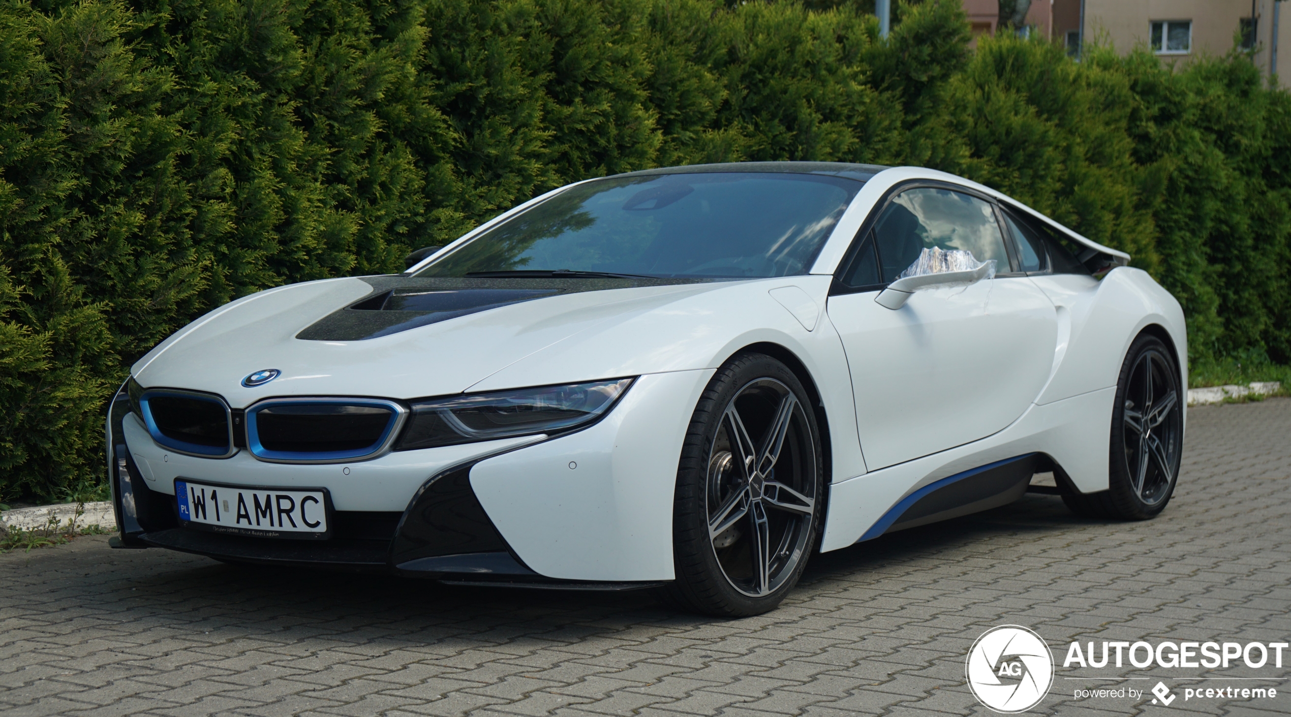 BMW i8