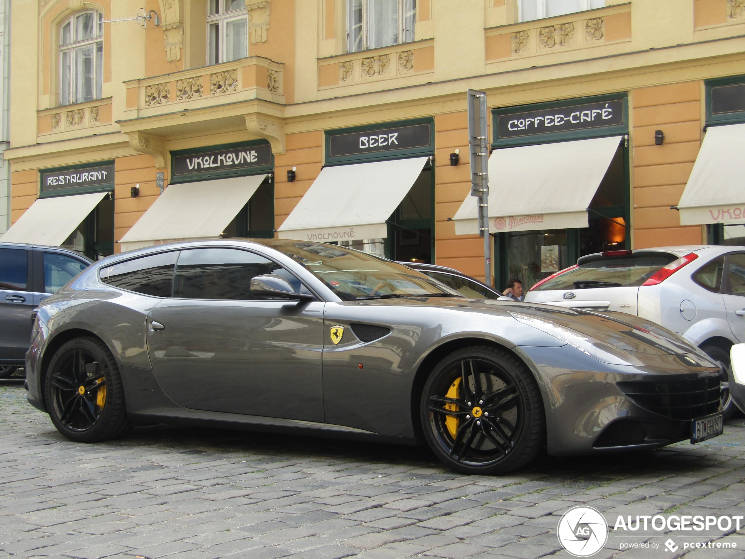 Ferrari FF