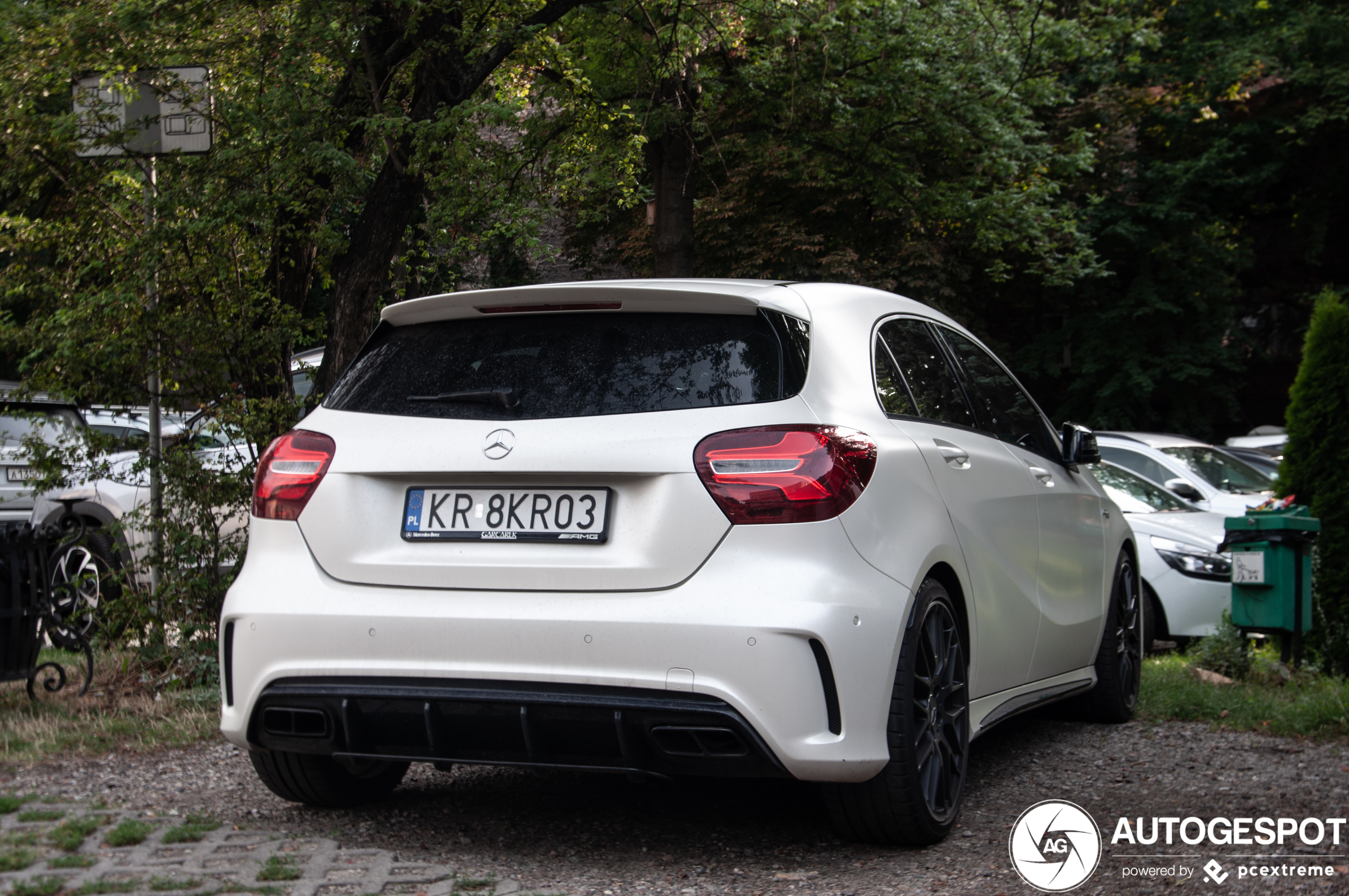 Mercedes-AMG A 45 W176 2015