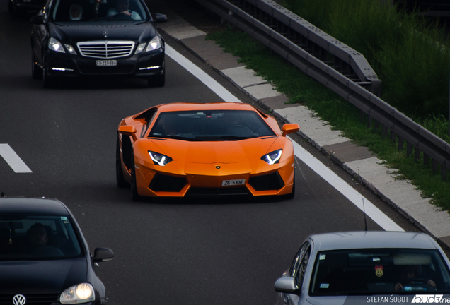 Lamborghini Aventador LP700-4