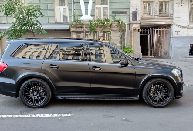 Mercedes-Benz GL 63 AMG X166