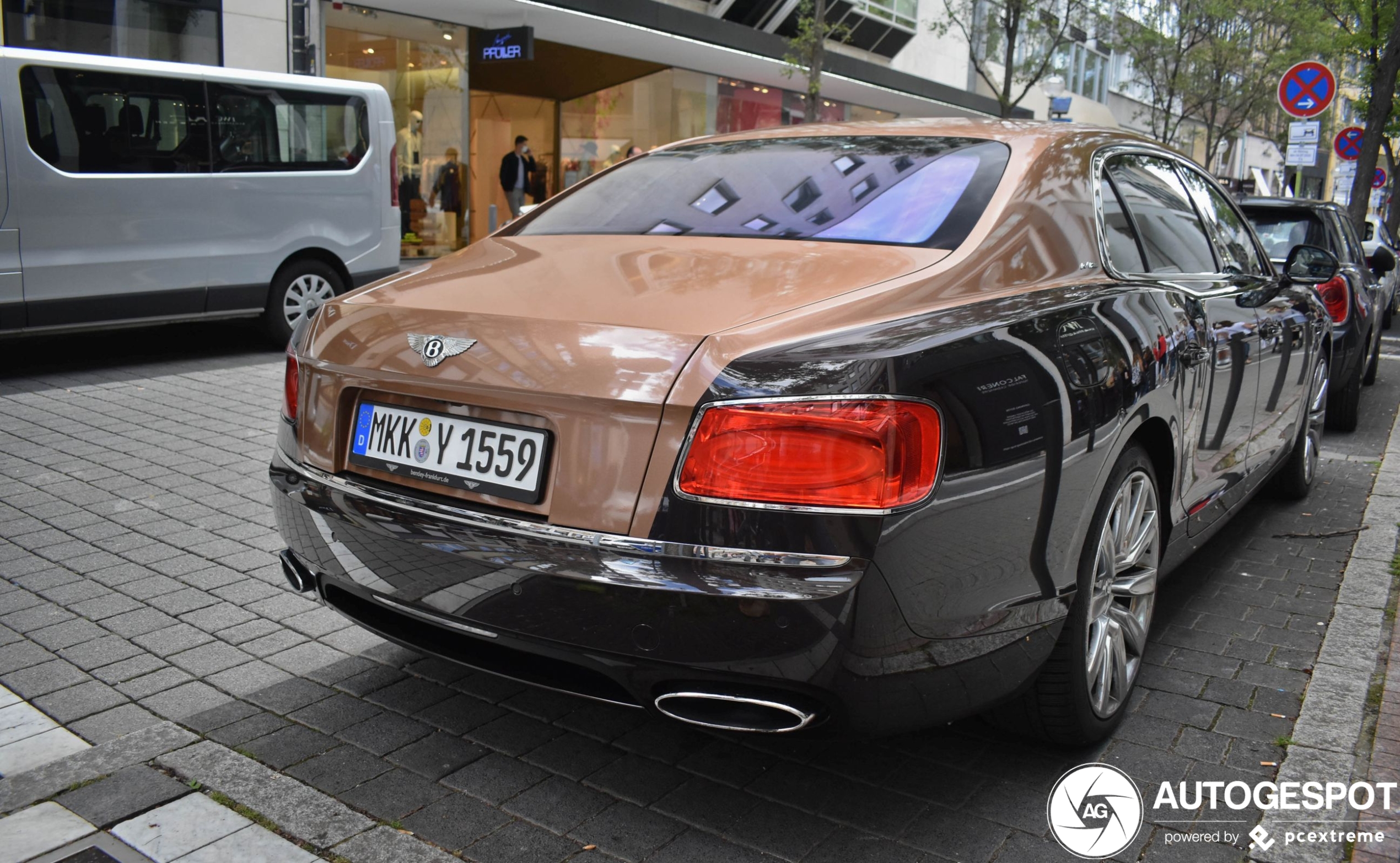 Bentley Flying Spur W12