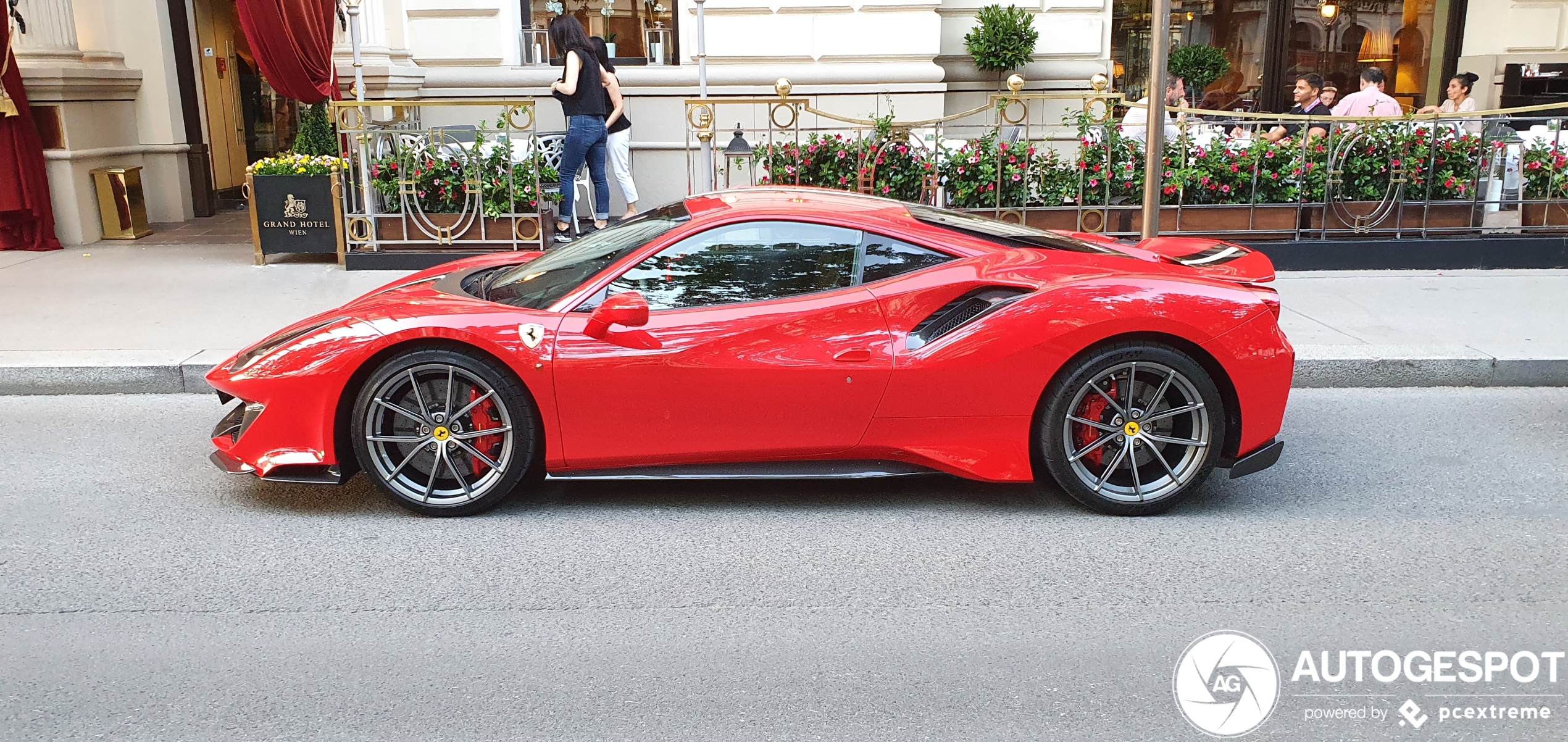 Ferrari 488 Pista