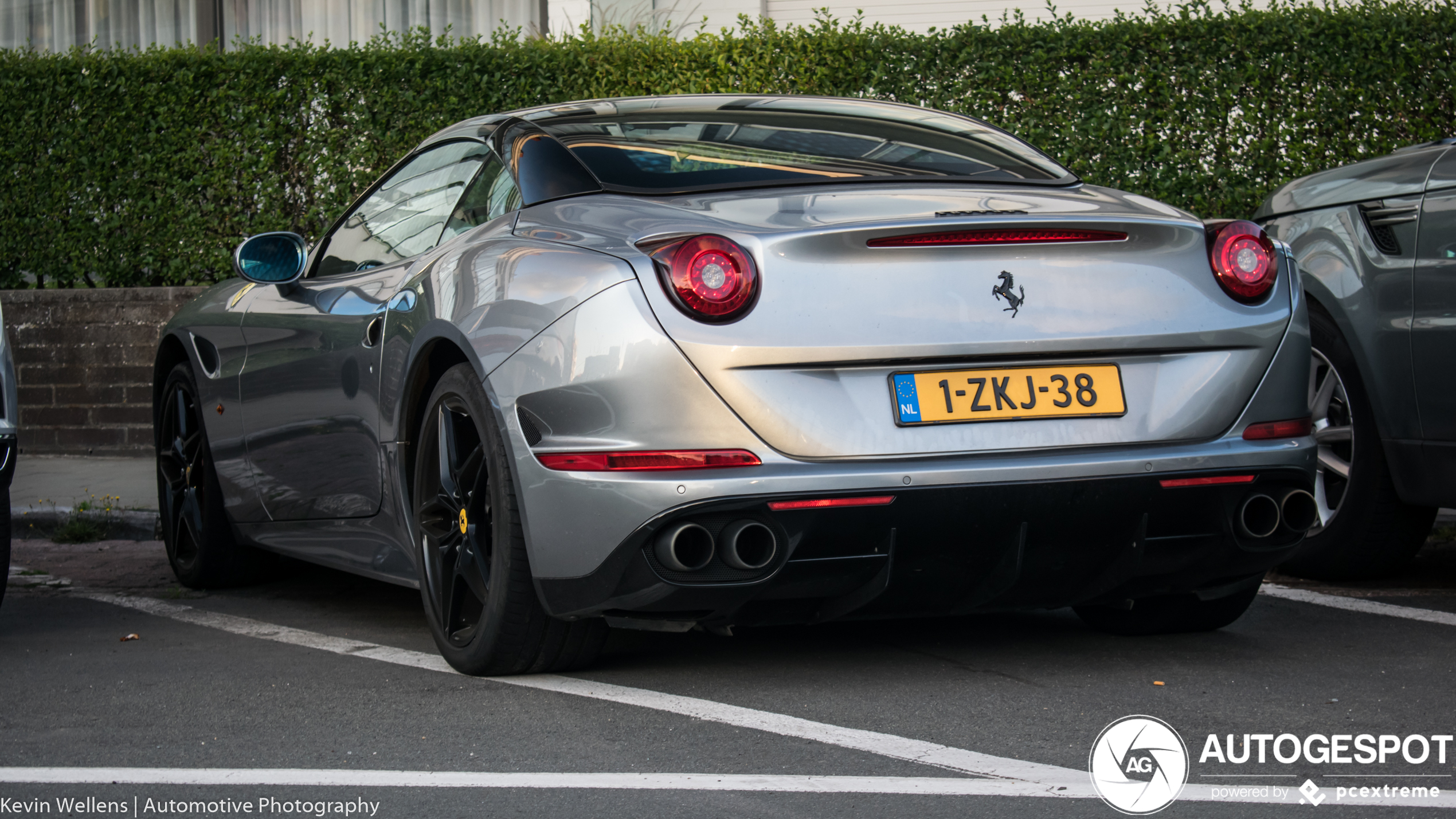 Ferrari California T