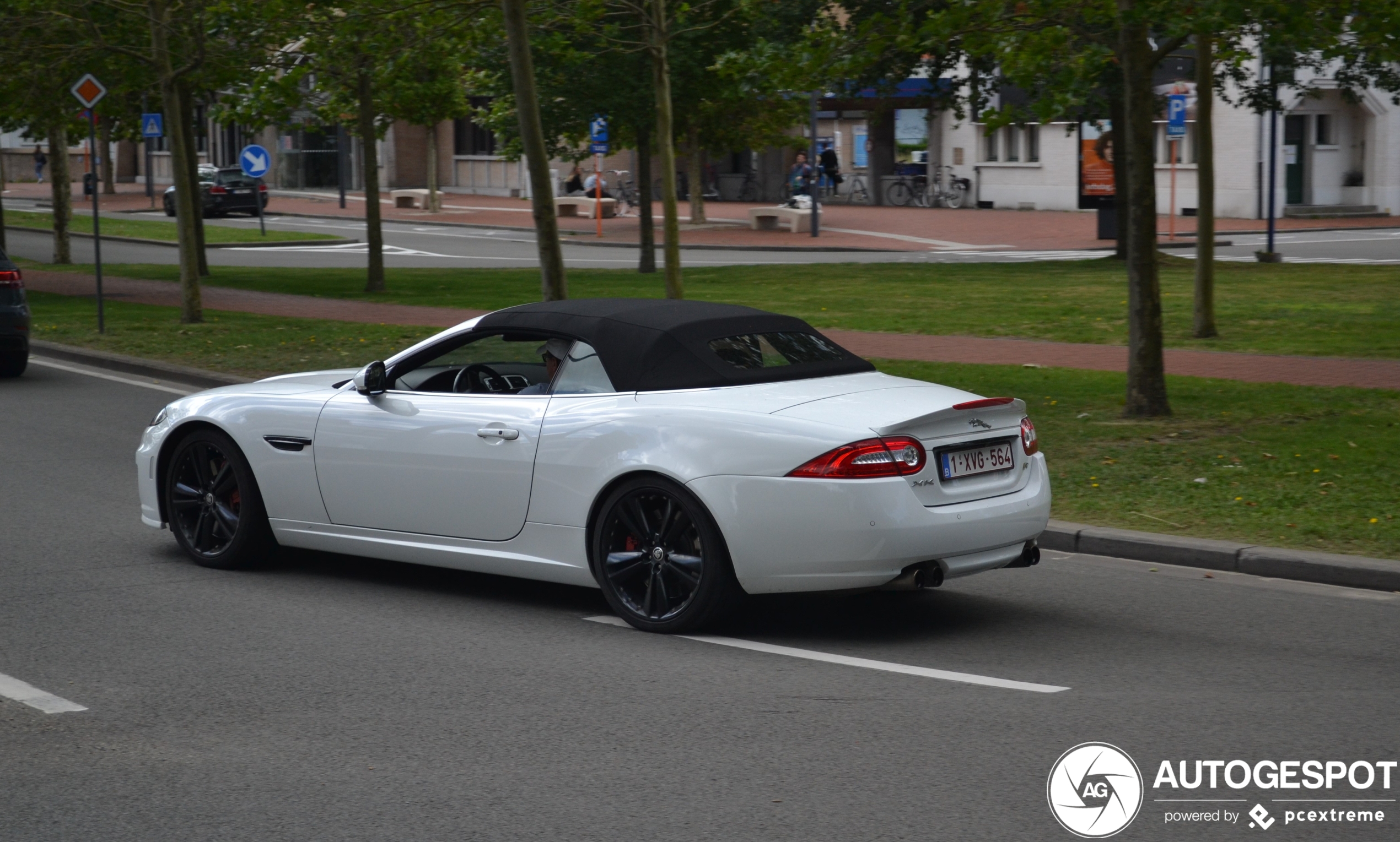 Jaguar XKR Convertible 2012