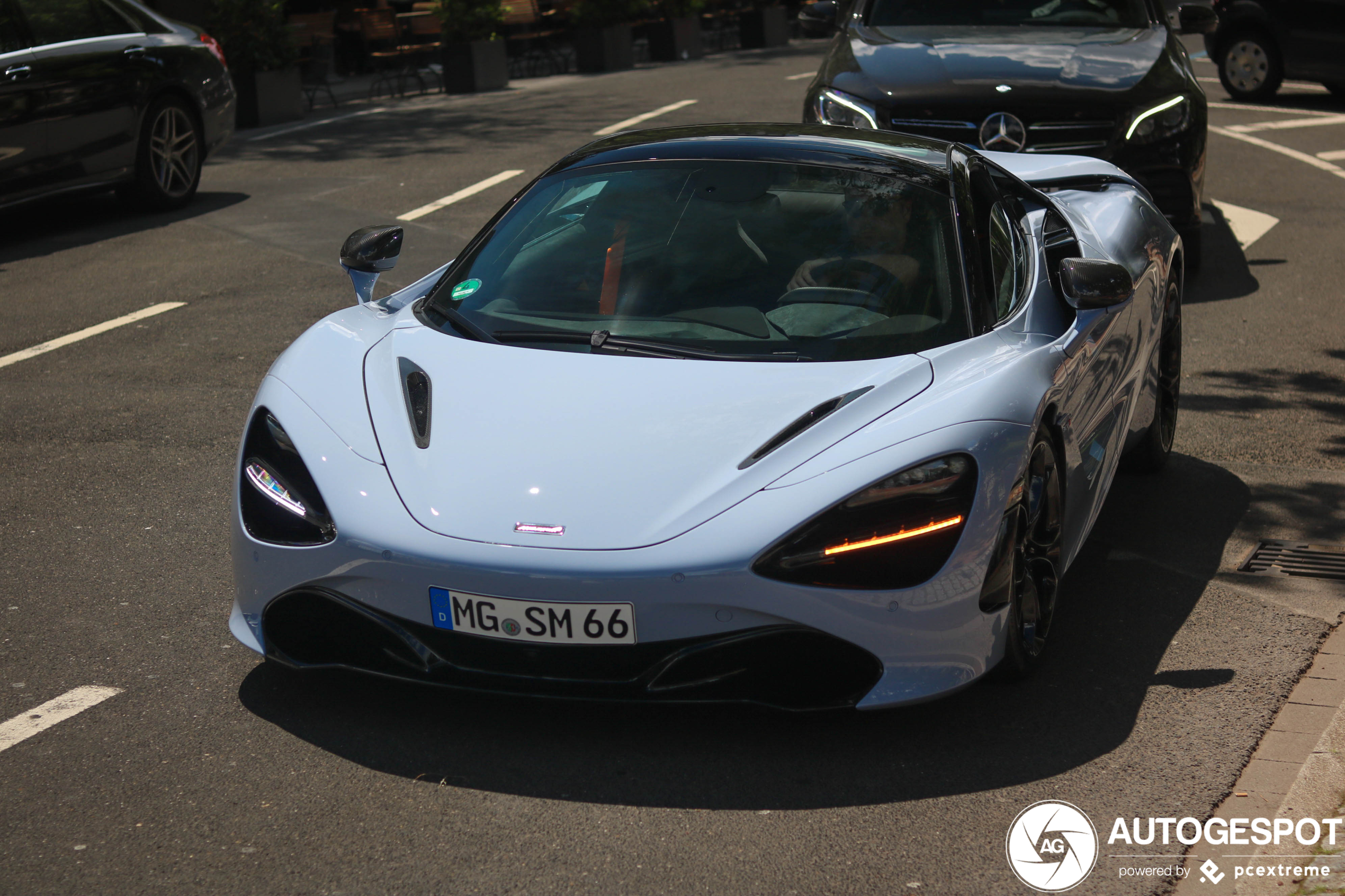 McLaren 720S Spider