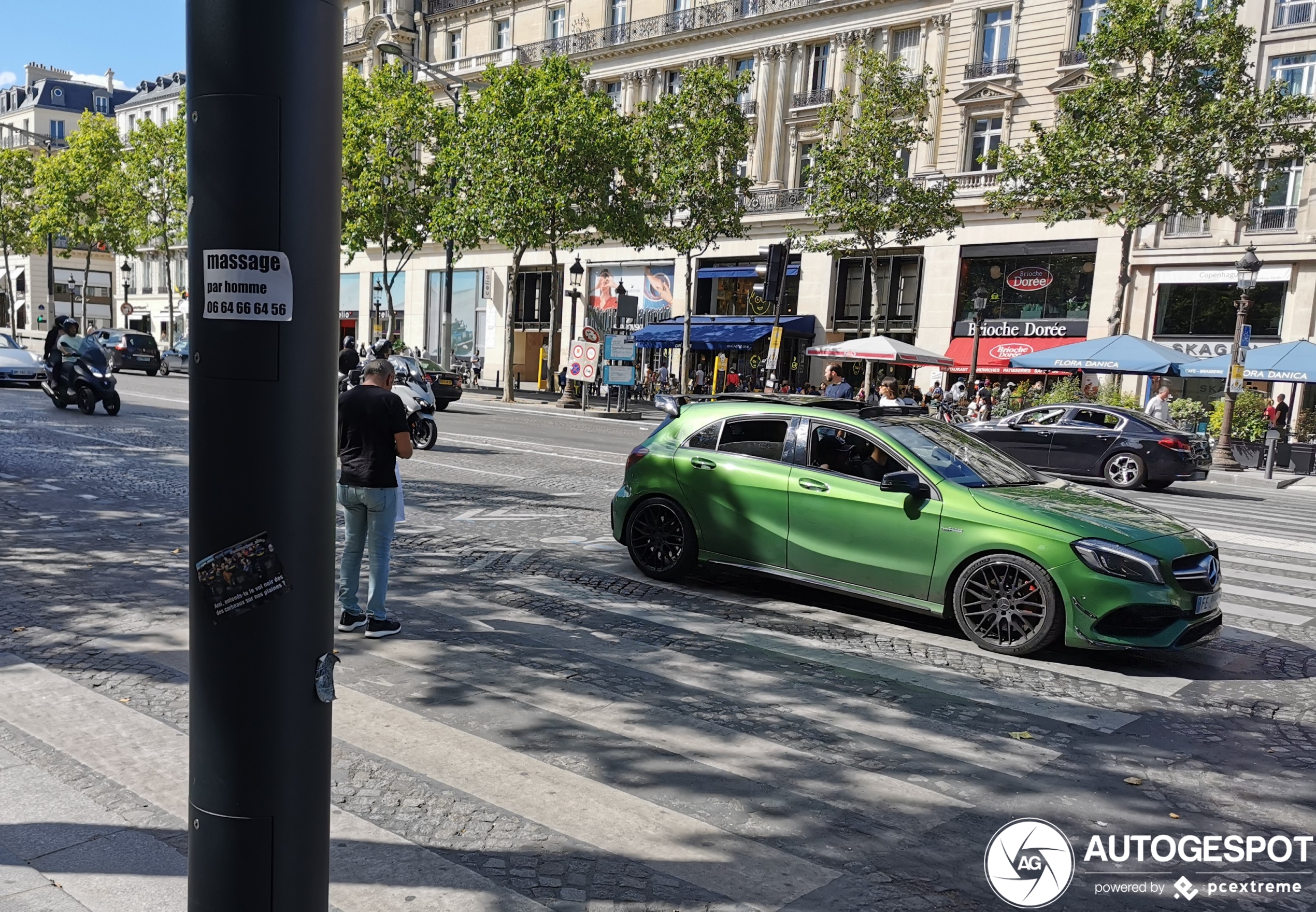 Mercedes-AMG A 45 W176 2015