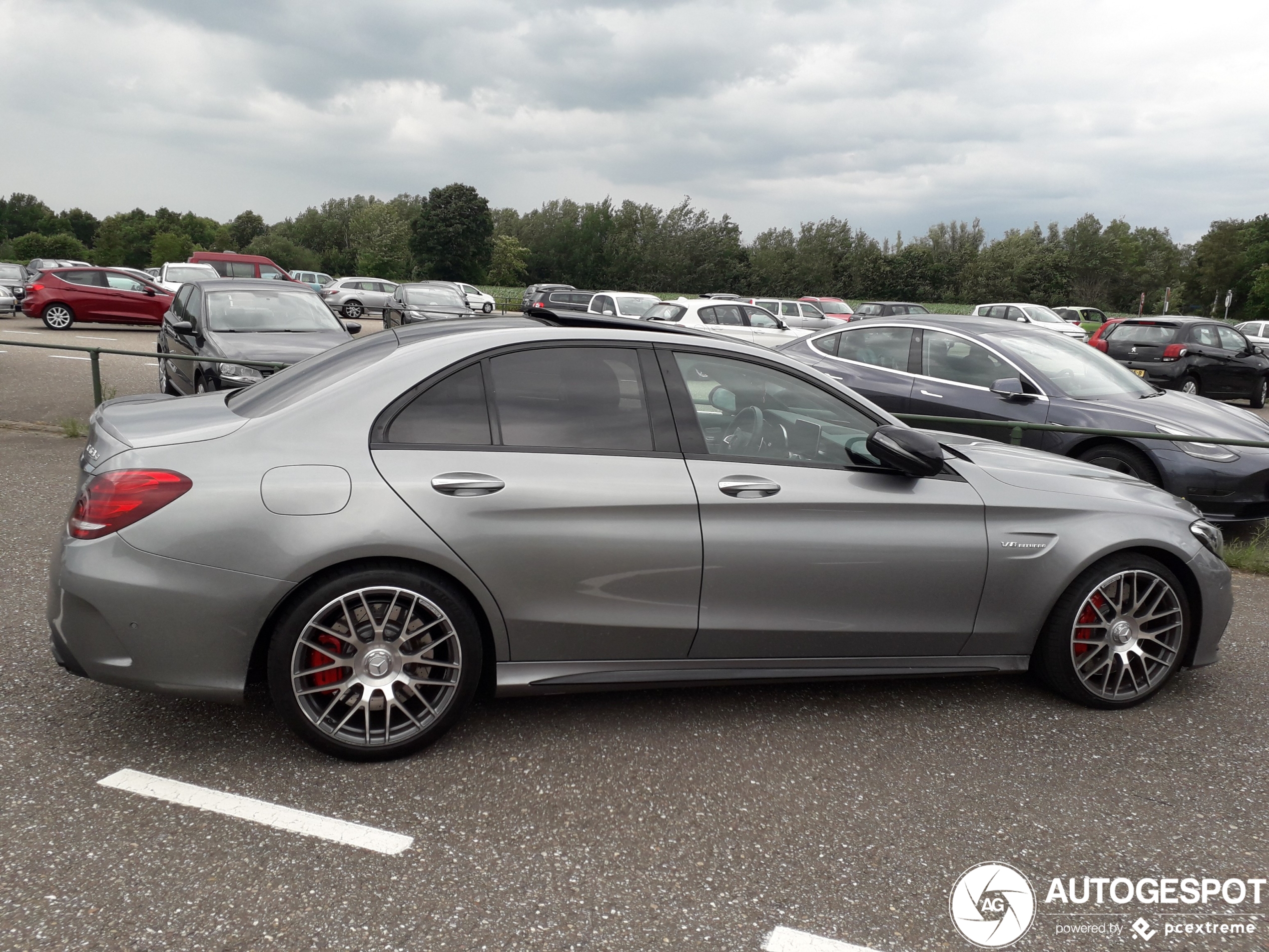 Mercedes-AMG C 63 S W205