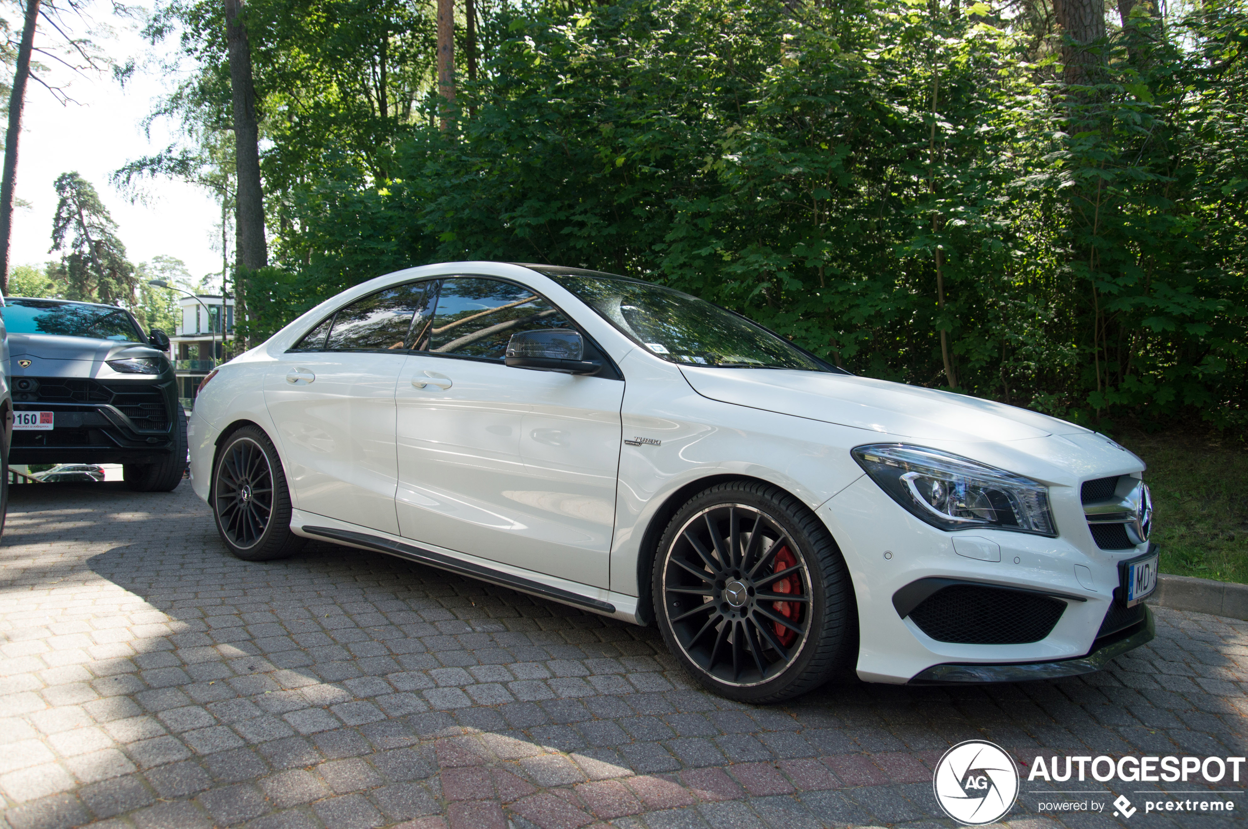 Mercedes-Benz CLA 45 AMG C117