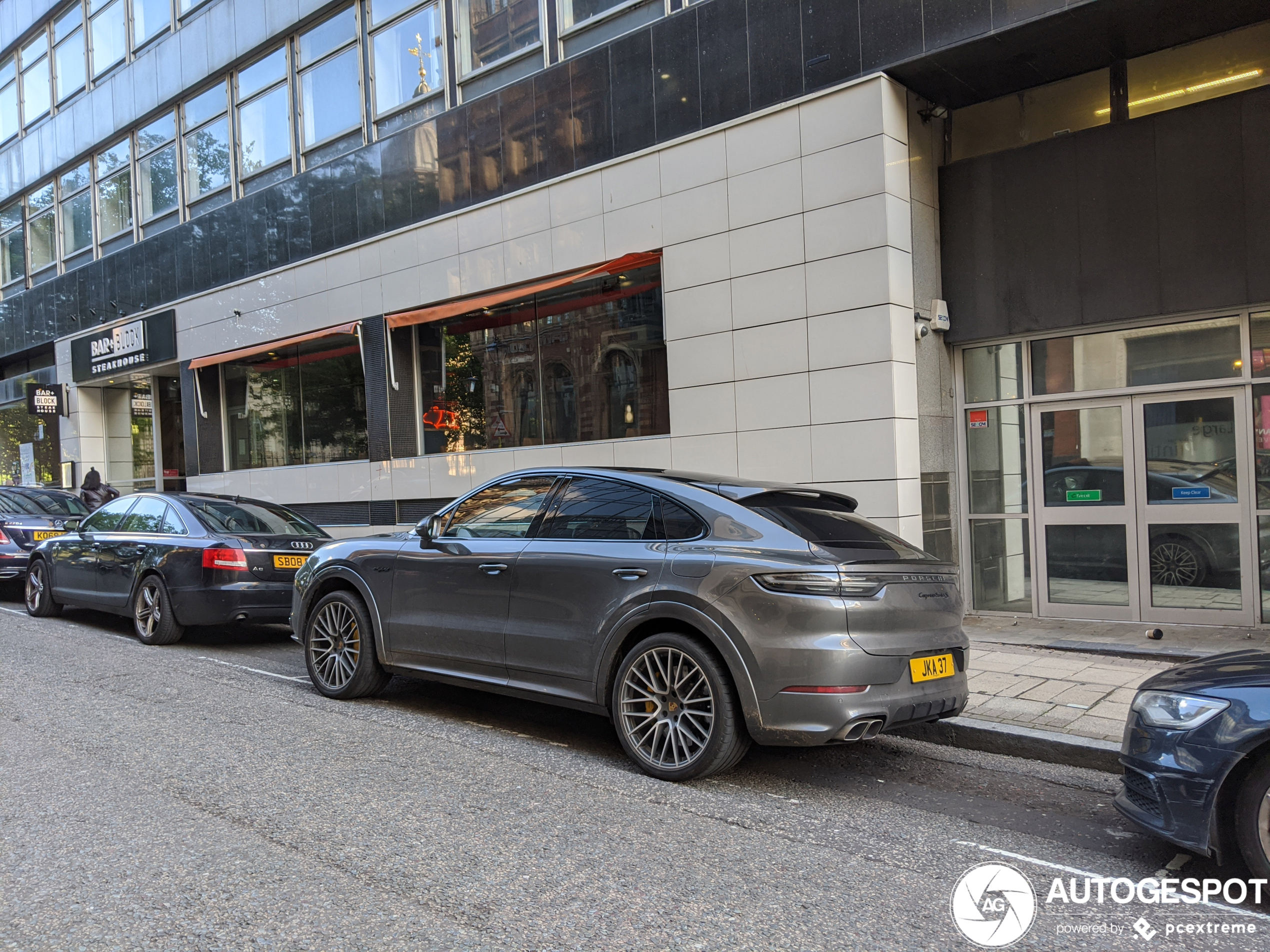 Porsche Cayenne Coupé Turbo S E-Hybrid