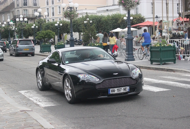 Aston Martin V8 Vantage