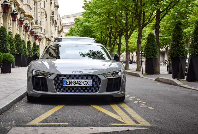 Audi R8 V10 2015