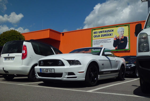 Ford Mustang GT Convertible 2013