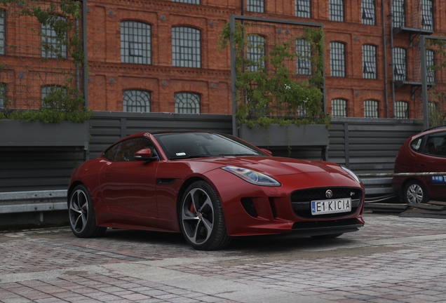 Jaguar F-TYPE R AWD Coupé