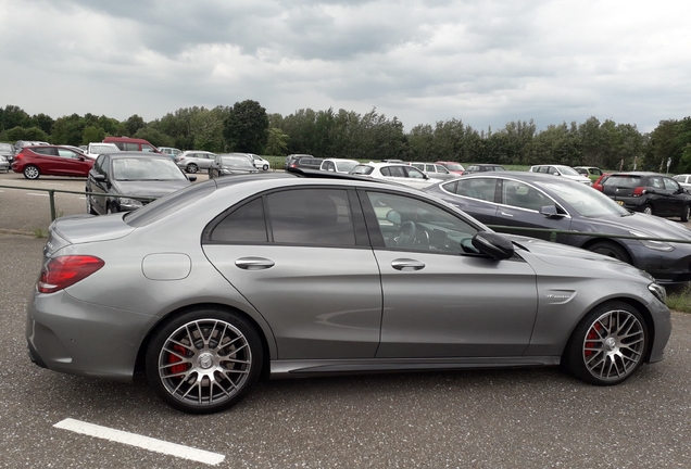 Mercedes-AMG C 63 S W205